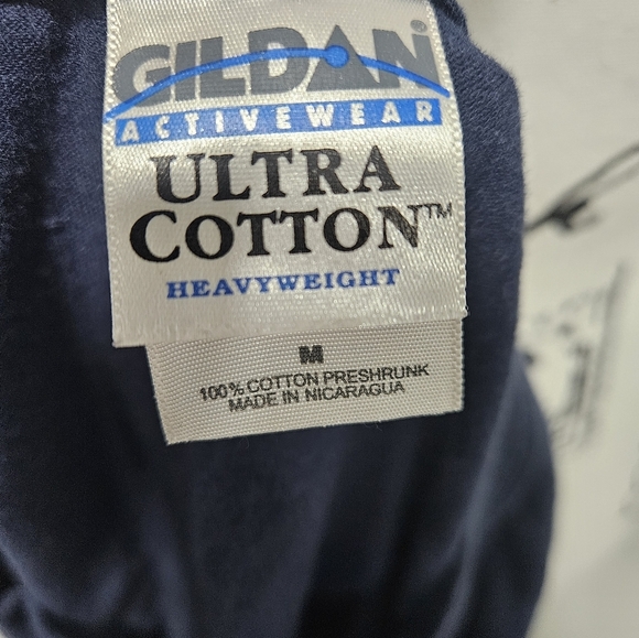 Pasr Time Saloon graphic t-shirt - Picture 6 of 6